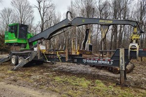 2020 John Deere 437E  Log Loader